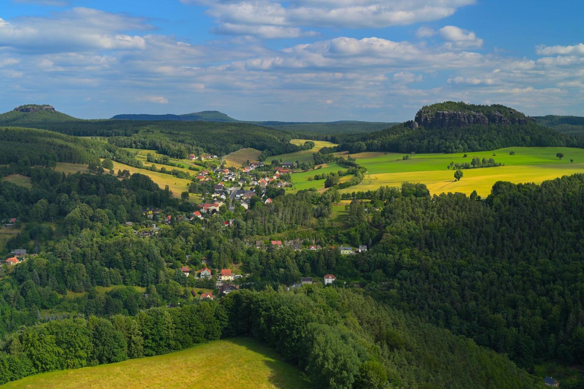 Gasthof Ungerberg Neustadt in Sachsen Bagian luar foto